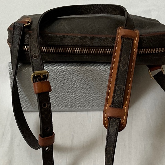 LOUIS VUITTON Vintage Marly Bandouliere Monogram Crossbody Brown - Picture 9 of 16
